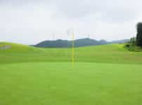 日本のゴルフ場の総面積は住居の総面積とほぼ同じということに関する雑学