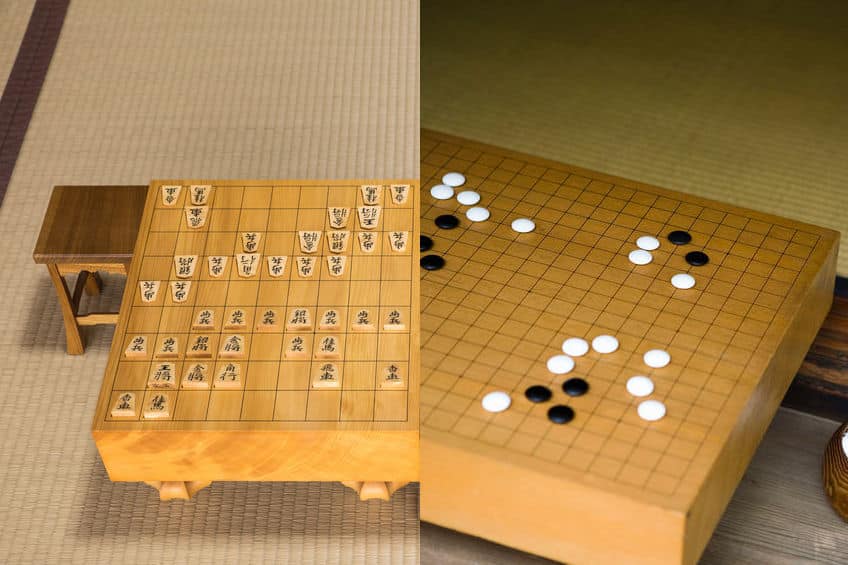 囲碁盤や将棋盤の裏にある 血だまり の怖い話