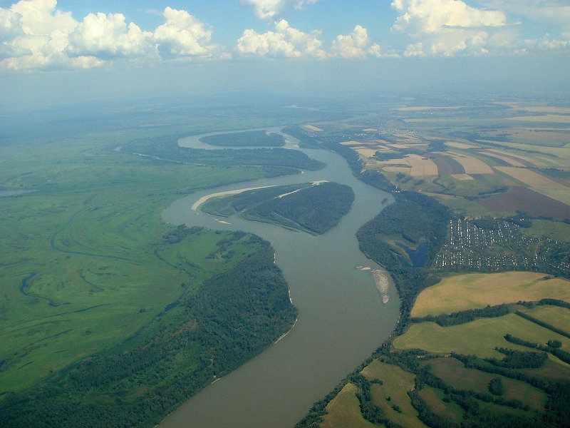 7位：オビ川（約5410km）についてのトリビア