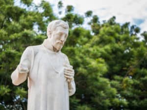 フランシスコ・ザビエルは国で読み方が違う。現在はシャビエル？ 雑学カンパニー