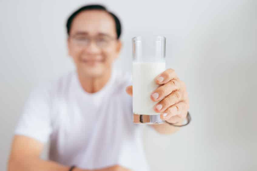 北海道に「牛乳で乾杯条例」を制定した町があるという雑学